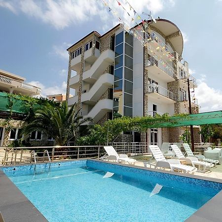 Hotel Victoria Бар Екстериор снимка