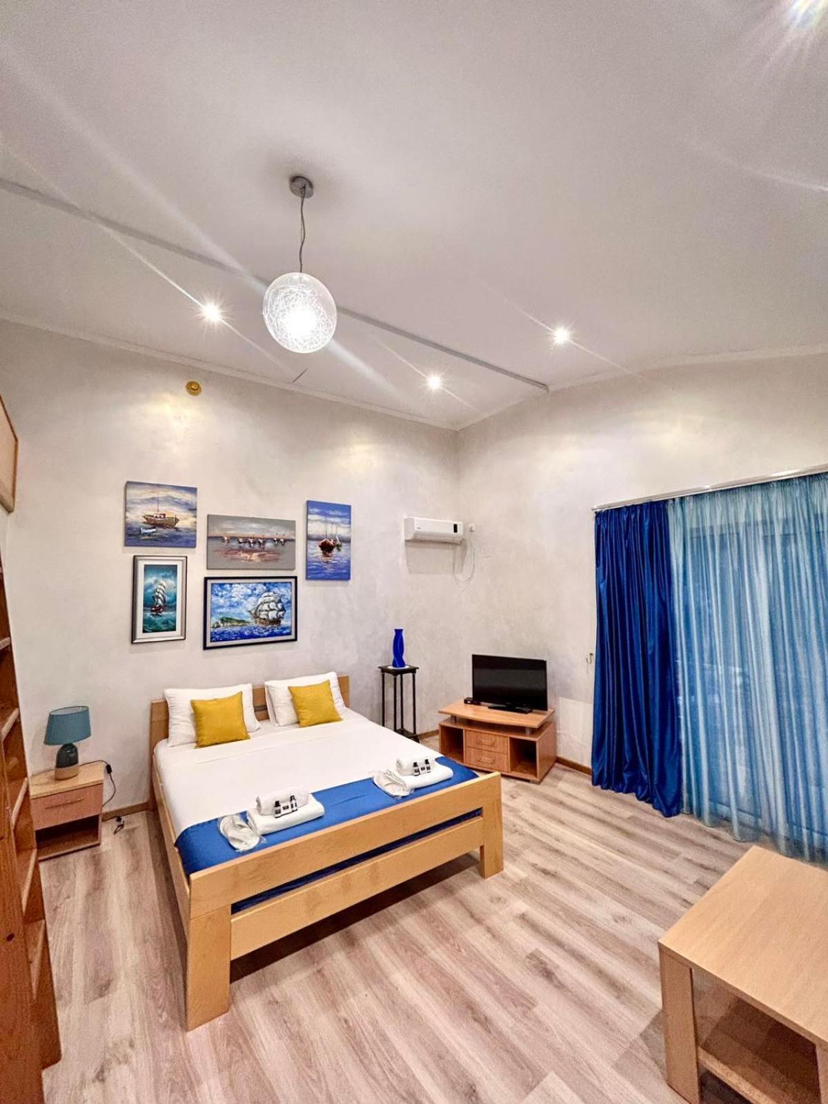 Hotel Victoria Бар Екстериор снимка