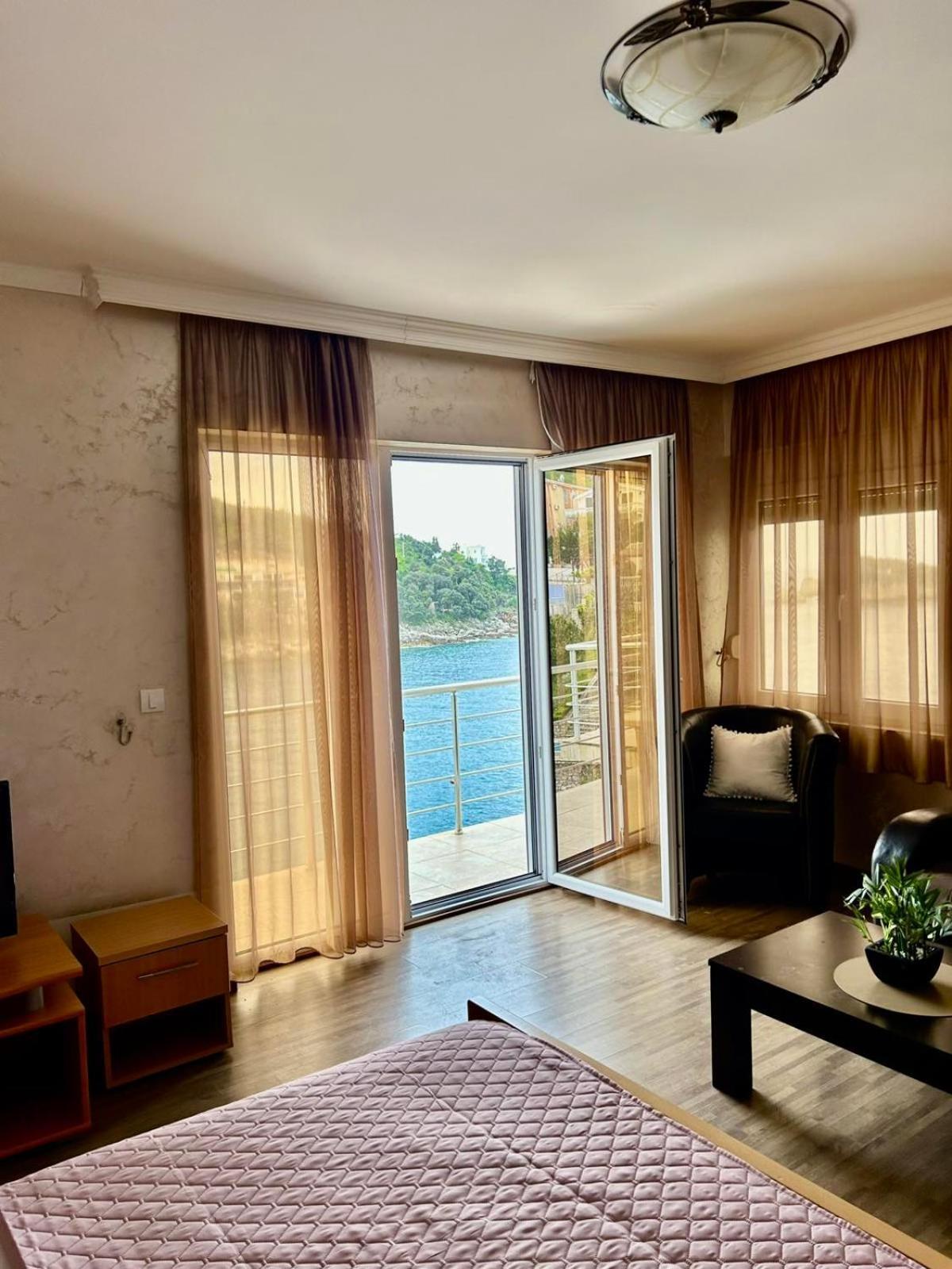 Hotel Victoria Бар Стая снимка